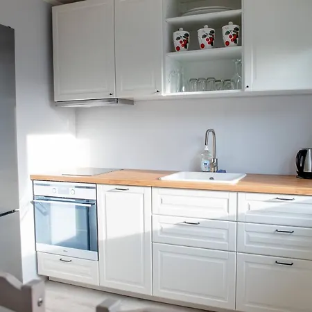 アパート Roosi *